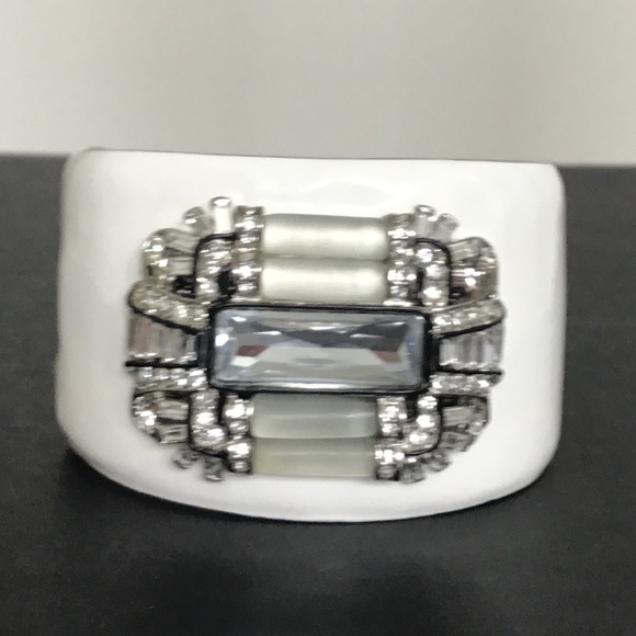 Kenneth Jay Lane White Enamel Art Deco Cuff hinged bracelet with clear crystals - Picture 9 of 10